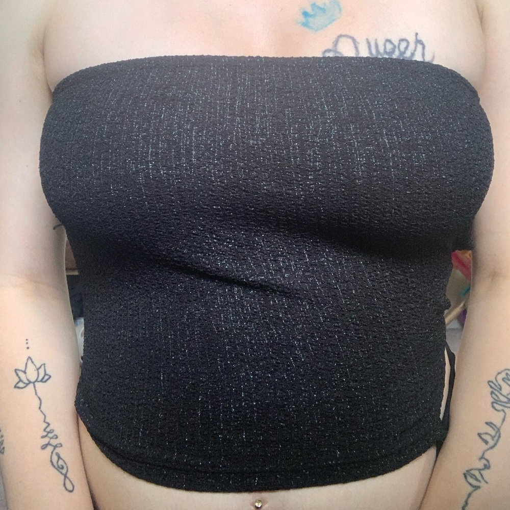 Black tie up crop top